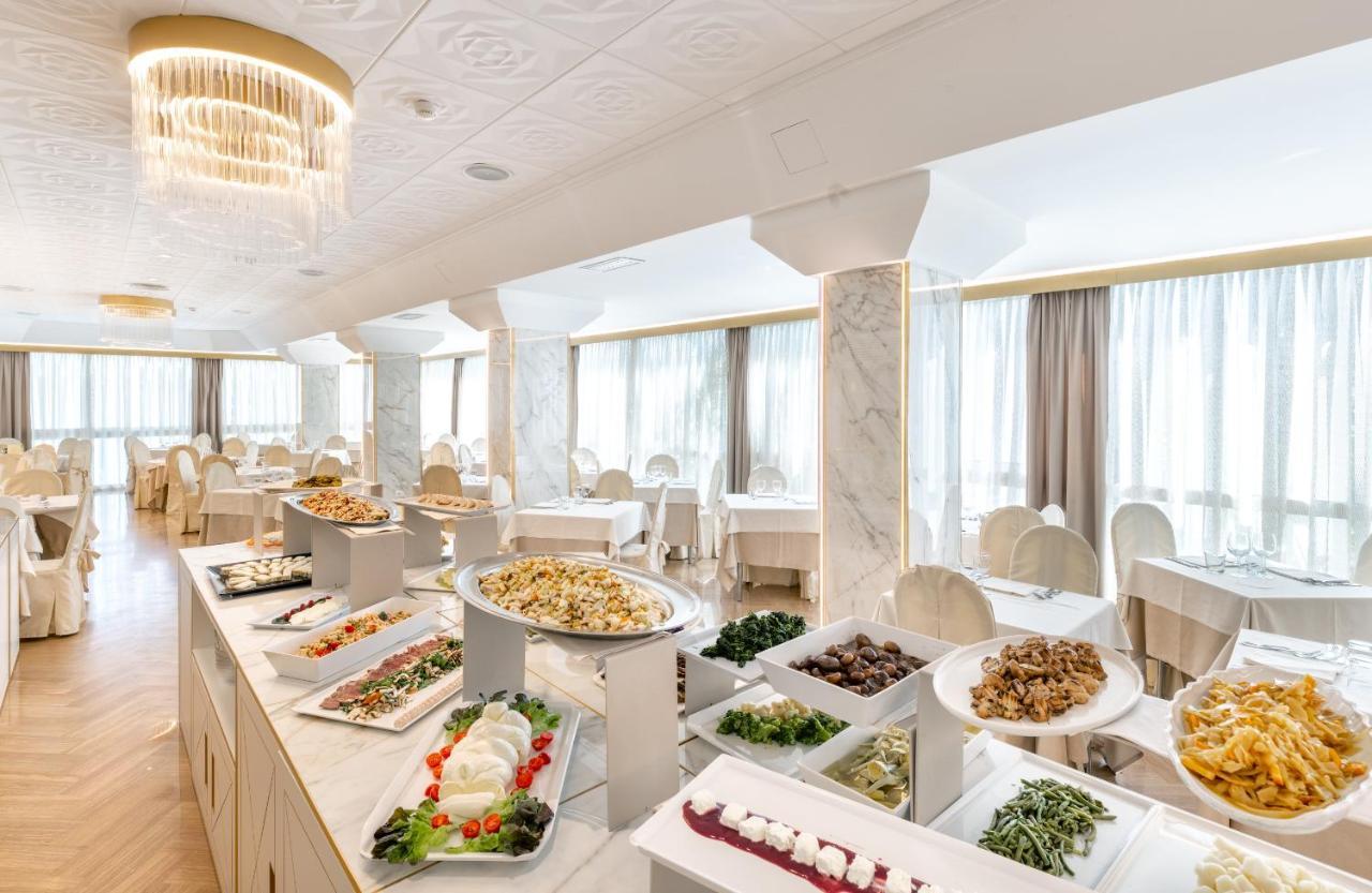 Hotel Feldberg Риччоне Екстер'єр фото