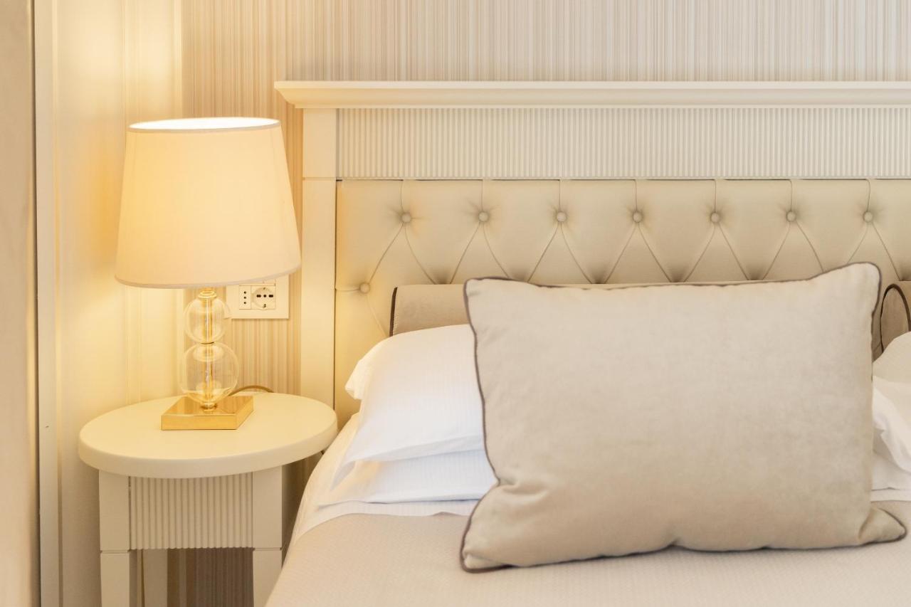 Hotel Feldberg Риччоне Екстер'єр фото