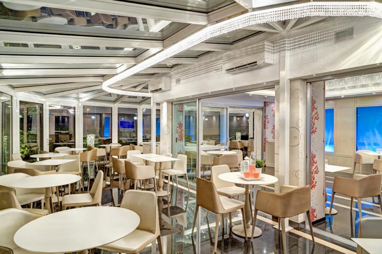 Hotel Feldberg Риччоне Екстер'єр фото
